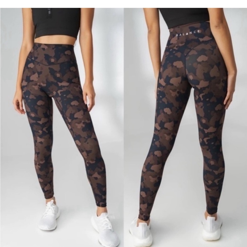 Balance Athletica Black Brown Camo Cloud Leggings- XXXXL